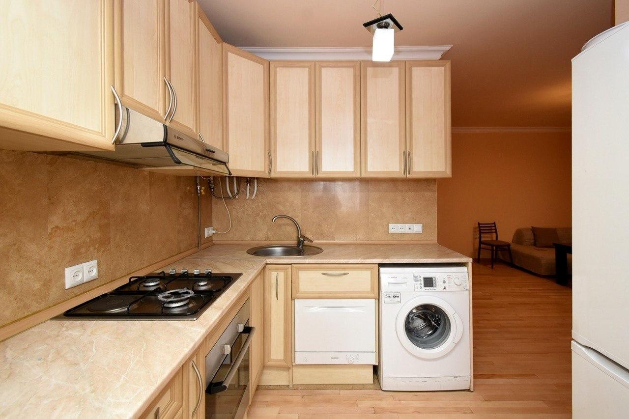 2-комн. квартира на ул. Арама Хачатряна в Арабкире, 45 кв.м.