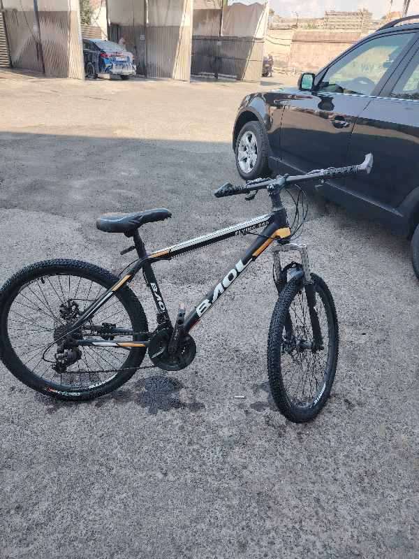 Վաճառվում է հեծանիվ գտնվում է լավ վիճակում