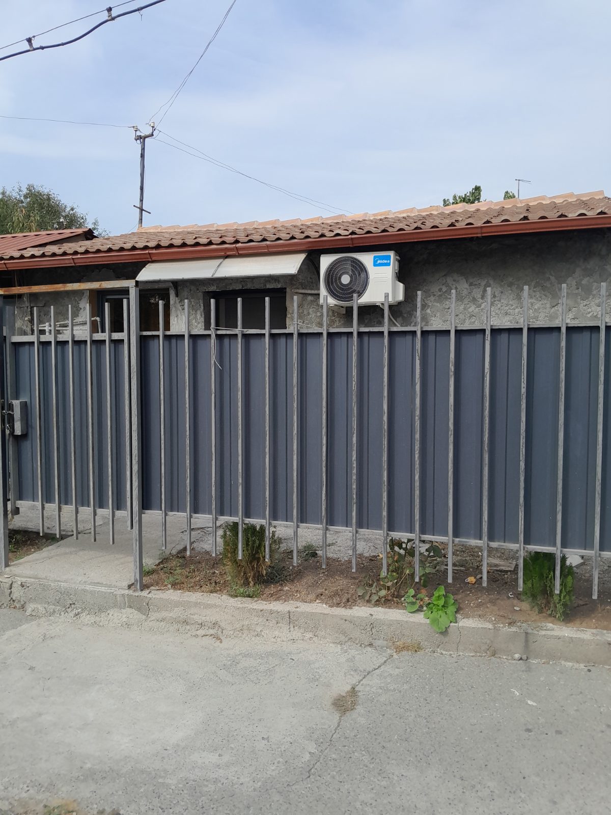 Սեփական տուն առանձին մուտքով