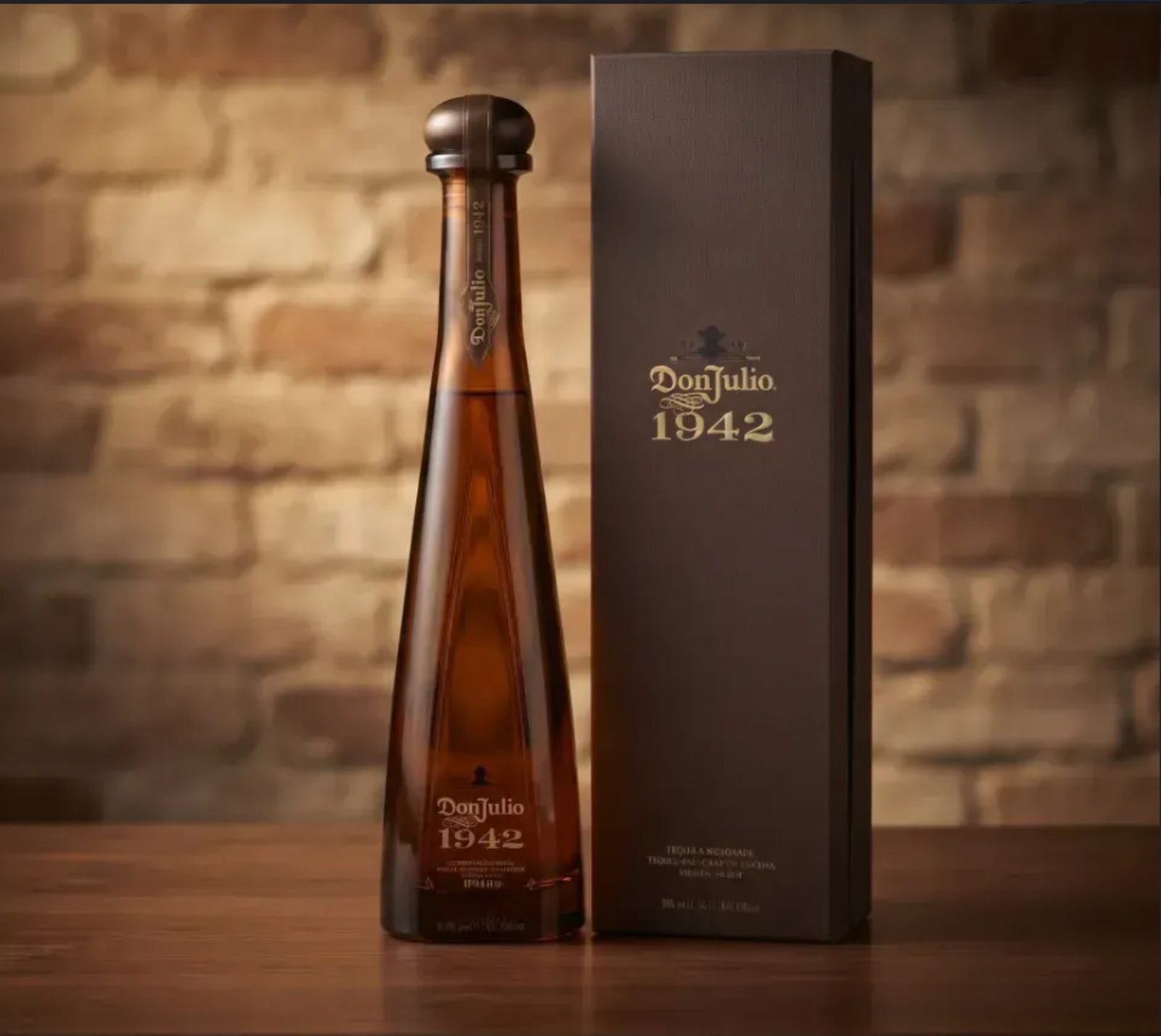 Լեգենդար տեկիլա Don Julio 1942