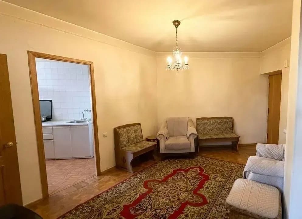 3 սենյականոց բնակարան Երվանդ Քոչարի փողոցում
