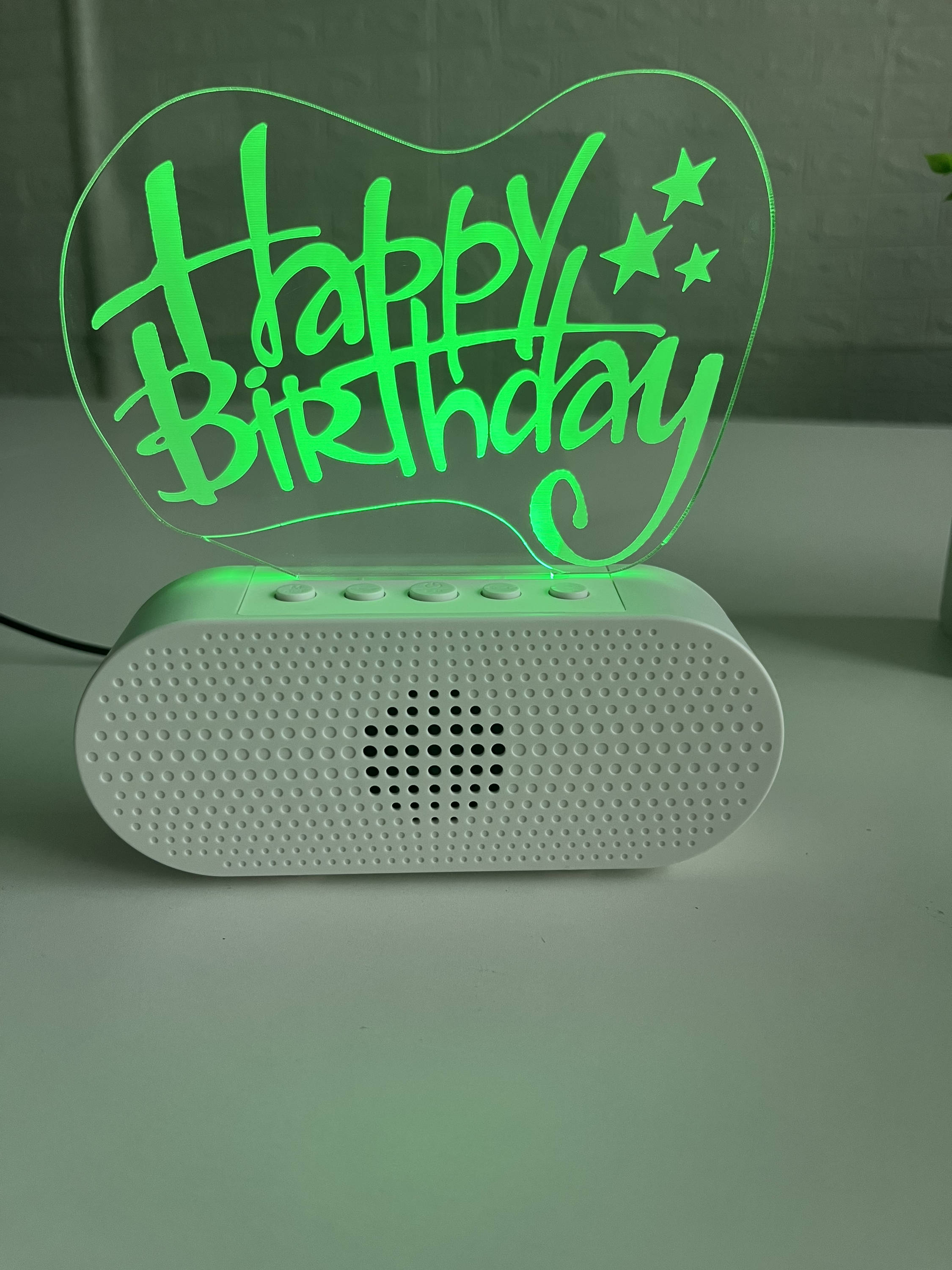 3D Happy Birthday բարձրախոսով