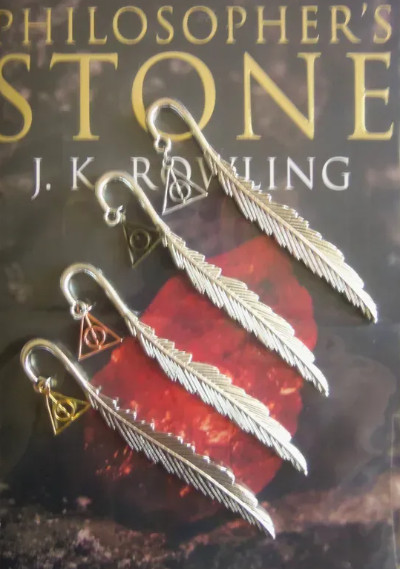 Harry Potter Deathly Hallows էջանիշ